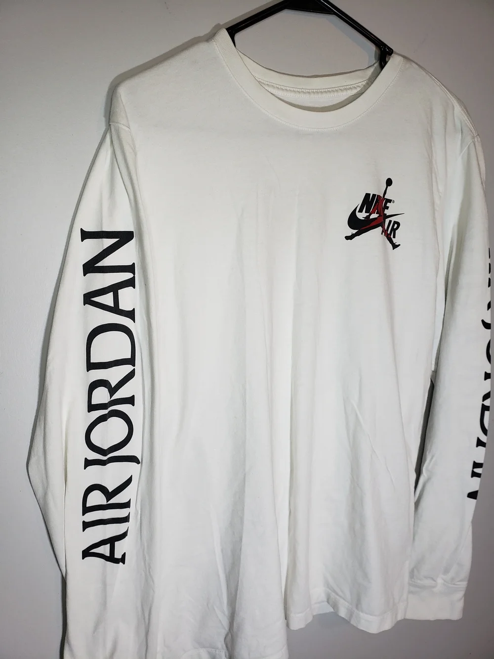 Nike Air Jordan Shirt Mens Large L White Long Sleeve Graphic Tee Cotton Jumpman